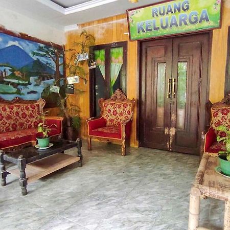 Oyo 90988 Tangkoko Jungle Homestay Rinondoran Kültér fotó