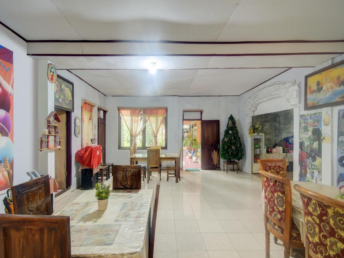 Oyo 90988 Tangkoko Jungle Homestay Rinondoran Kültér fotó