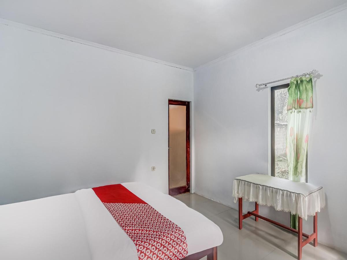 Oyo 90988 Tangkoko Jungle Homestay Rinondoran Kültér fotó